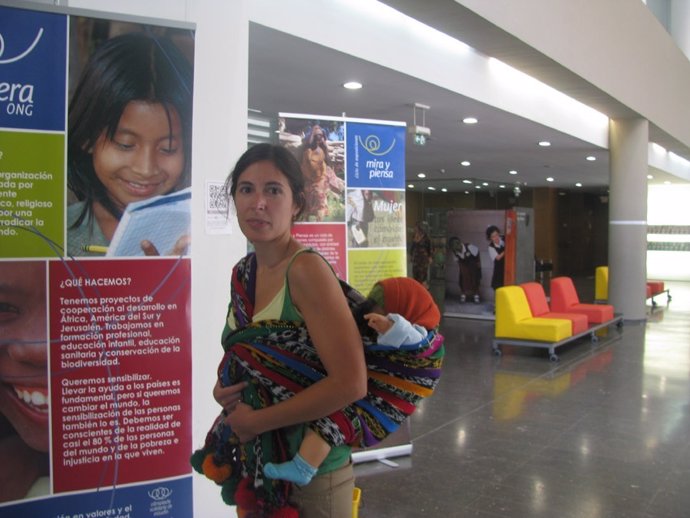 Exposición de la ONGD Coopera en Civican.