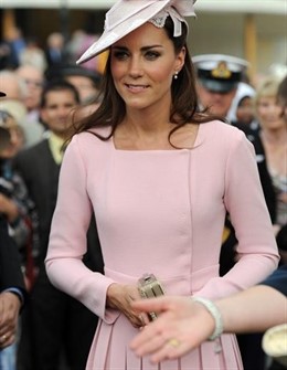 La Duquesa de Cambridge acude al Jubileo de Isabel II.