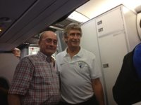 De la Torre asegura que su viaje a Atenas con el Málaga CF "no le cuesta nada" al Ayuntamiento