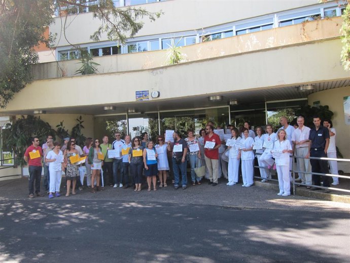 Concentración Trabajadores Residencia Geriátrica Asistida En Cáceres