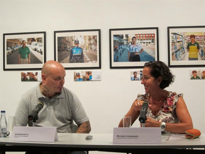 Danimantis Y Mercedes Cantalapiedra En La Exposición