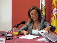 La atención social no sufrirá "ni recortes ni ajustes" por el Ayuntamiento, que ayuda a unas 5.000 familias al mes