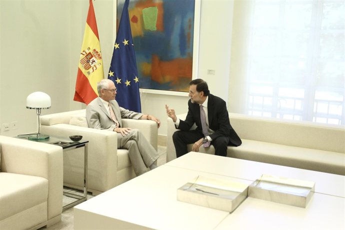 El presidente del Gobierno, Mariano Rajoy, recibe al presidente del Consejo Euro