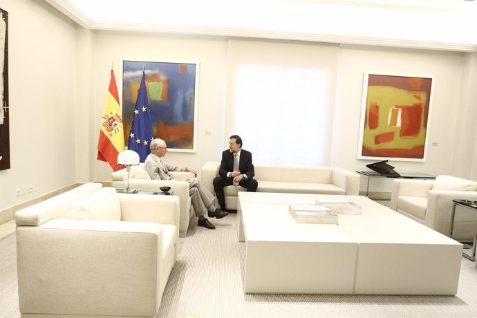 El presidente del Gobierno, Mariano Rajoy, recibe al presidente del Consejo Euro