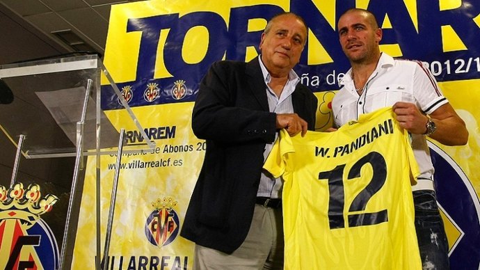 Walter Pandiani, presentado con el Villarreal