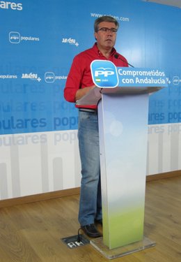 El Alcalde De Jaén, José Ennrique Fernández De Moya, En La Rueda De Prensa.