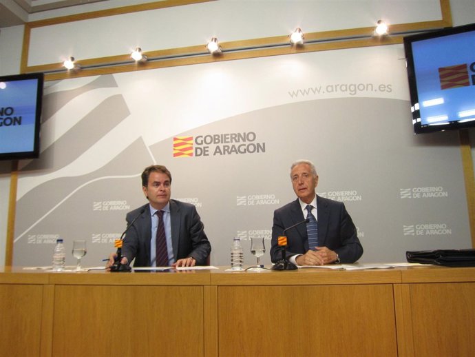 El consejero Roberto Bermúdez de Castro en la rueda de prensa