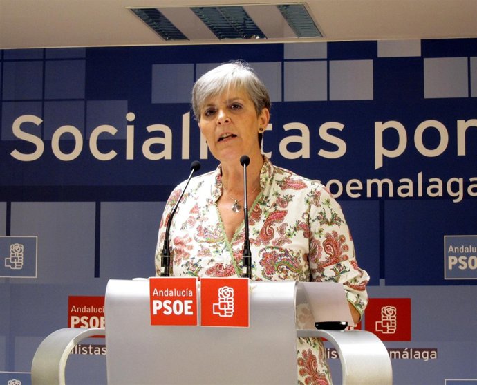 La secretaria de Educación, Araceli Carrillo, en rueda de prensa