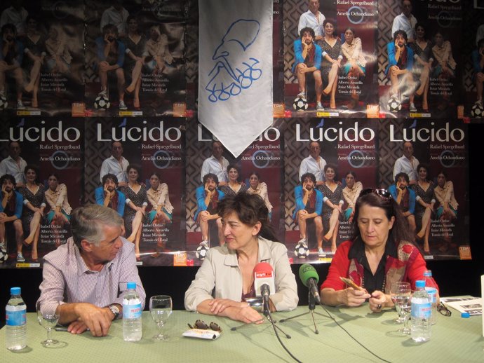 Isabel Ordaz y Amelia Ochandiano presentan Lúcido