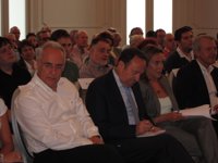 Sanz reitera que La Rioja "no va a pedir rescate" al tiempo que critica que Cataluña "enmascara" la petición