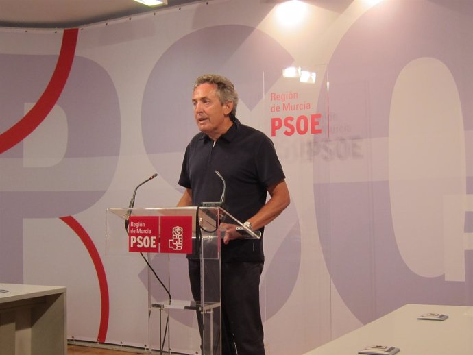 Diputado socialista en la Asamblea Regional, Francisco Oñate
