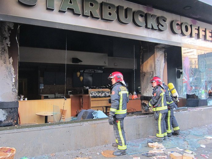 Disturbios En Barcelona Durante La Huelga General De Marzo De 2009