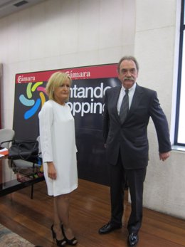 Ana España y Ramón Saiz presentan la campaña 'Septiembre de Shopping'