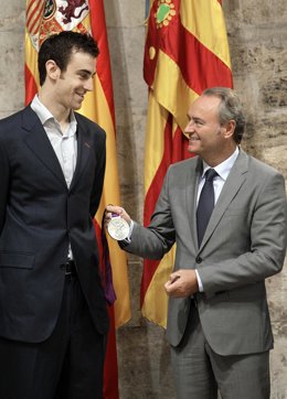 Alberto Fabra Recibe A Víctor Claver