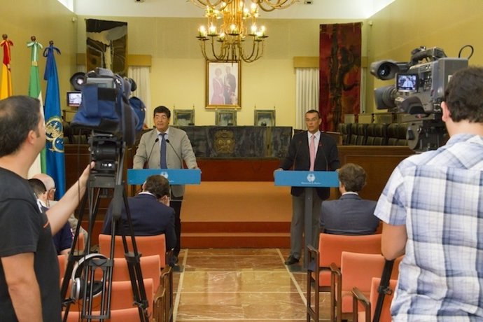 Diego Valderas e Ignacio Caraballo. 