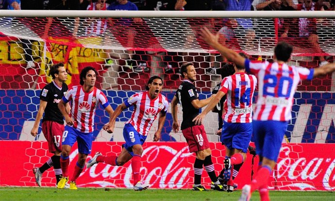 Falcao marca para el Atlético de Madrid 