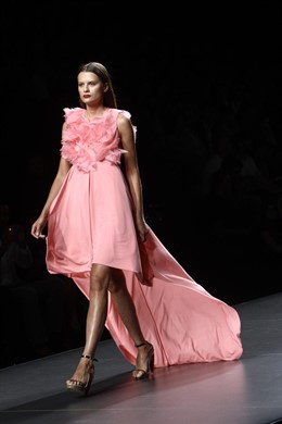 Desfile Amaya Arzuaga MBFWM