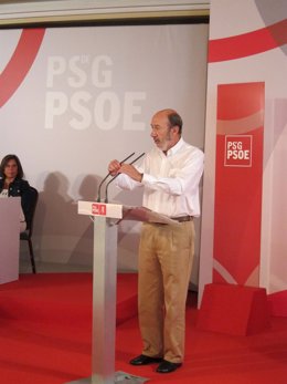 Pérez Rubalcaba en Santiago, en el comité nacional del PSdeG