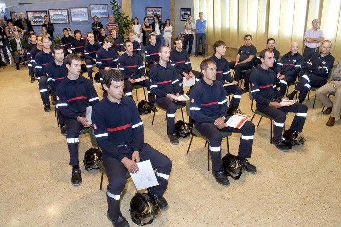 Participantes en el curso de bombero.