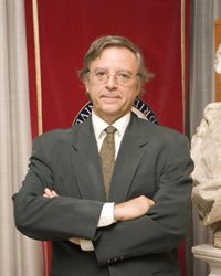 El presidente de la CRUMA entiende el "descontento" pero dice que "no se gana nada" boicoteando acto en la universidad