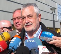 Griñán dice que la comisión de los ERE tiene "total transparencia"