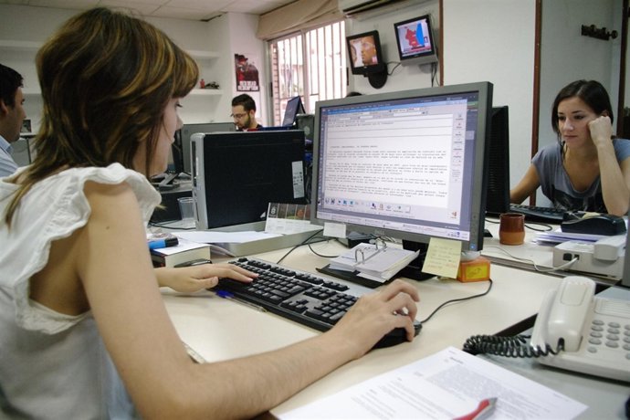 Trabajadores en una oficina