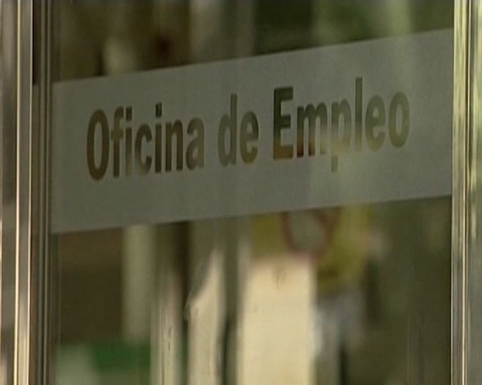 El paro rompe en agosto con la tendencia bajista