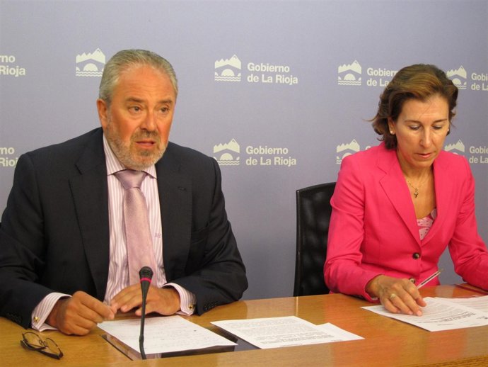 Nieto y Sáez Pastor en la rueda de prensa del Testamento Vital