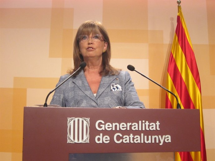 La Consellera Irene Rigau, Tras El Consell Executiu