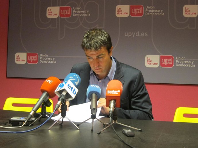 El parlamentario de UPyD gorka maneiro