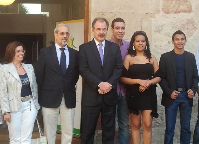  Mercadante Oliva Y Hernández Ruipérez Con Nuevos Estudiantes Brasileños 