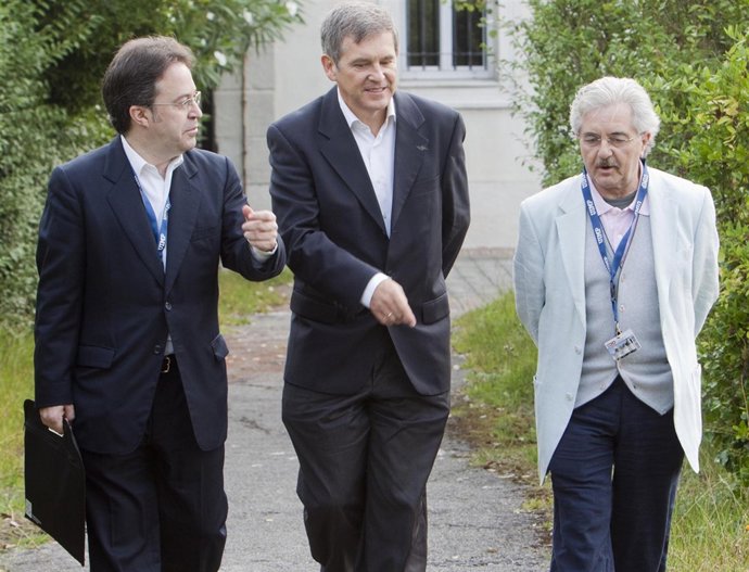 Participantes en encuentro