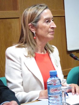 Ana Pastor en la UIMP de Santander 