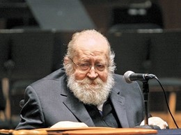 El escritor mexicano, Ernesto de la Peña