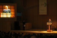 Herrera destaca la importancia de la comprensión lectora como "eje transversal" en la educación