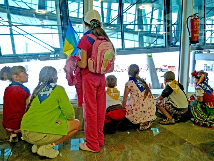 Niños ucranianos en Barajas