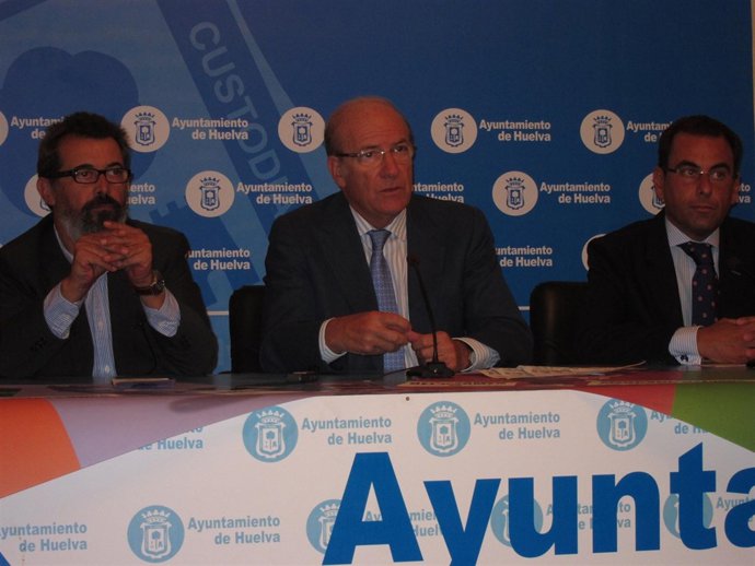 El Alcalde De Huelva, Pedro Rodríguez (PP), En Una Rueda De Prensa.