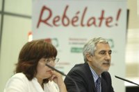 Llamazares acusa a Rajoy de mantener una actitud de "virreinato" ante Merkel