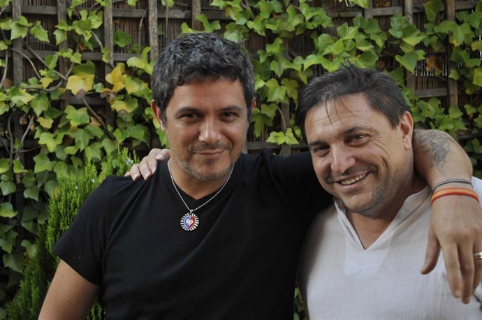 Alejjandro Sanz y Paco Ortega