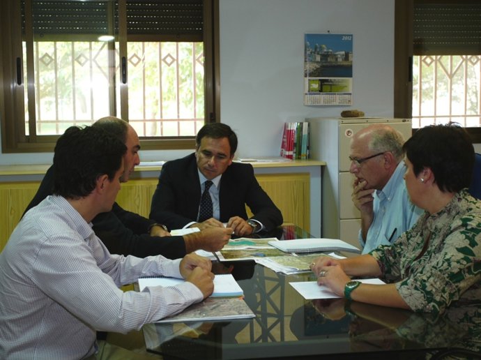 De Pedro reunido con los responsables de administraciones de Alcañiz