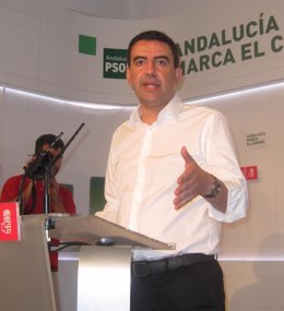 Mario Jiménez, Este Jueves En Rueda De Prensa