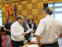 Alonso (IU) dice a Belloch que "sólo nos sirve un calendario que priorice ya la acción social y el empleo"