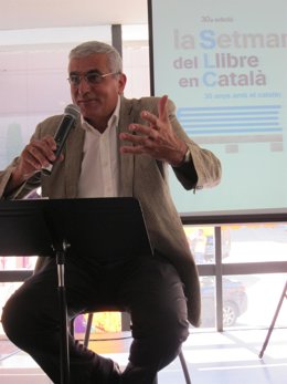 El Presidente De La Setmana Del Llibre En Català, Albert Pèlach