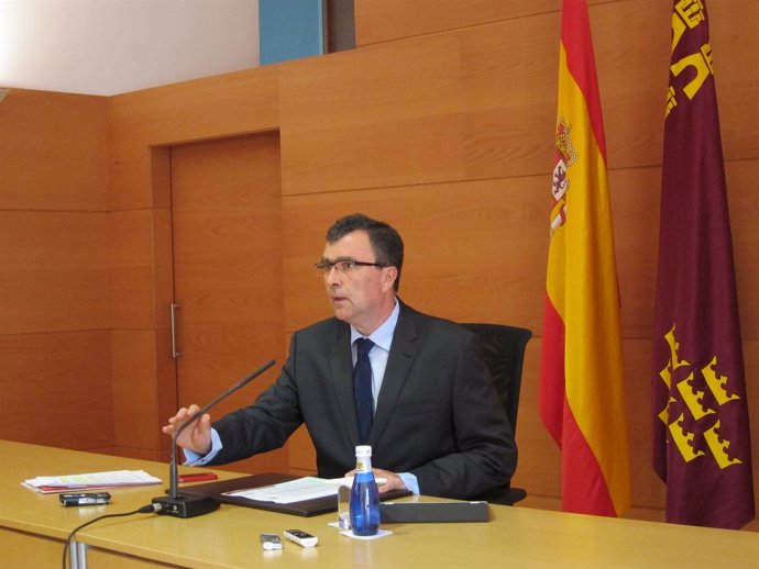 El portavoz del Gobierno autonómico, José Ballesta