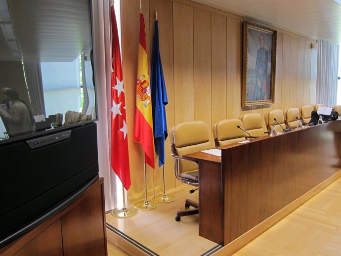 Sala De Comisiones De La Asamblea De Madrid