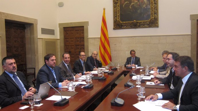 Reunión Del Grupo De Trabajo Del Pacto Fiscal, Presidida Por A.Mas