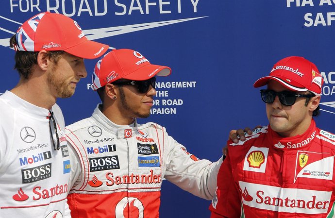 Hamilton marca la pole en Monza por delante de Button y Massa