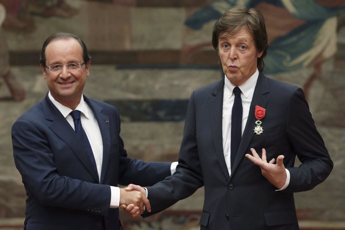 Paul McCartney recibe de Hollande la Legión de Honor