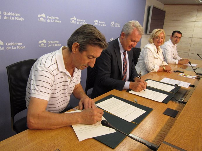 Firma convenio con Federación de Peñas de Logroño
