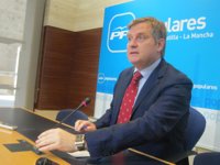 PP cree que el informe del Síndico indica que los cambios introducidos por Cospedal eran necesarios